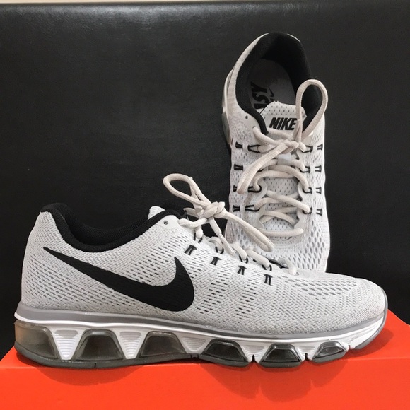 Nike Air Max Tailwind 8 Size 10 sneaker Nike Air Max Tailwind 8 Size 10 sneaker